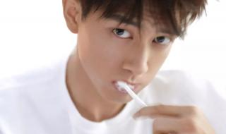 李现时尚芭莎电子刊